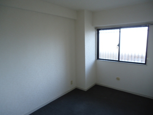 Other room space. Western-style (about 4.5 tatami mats)