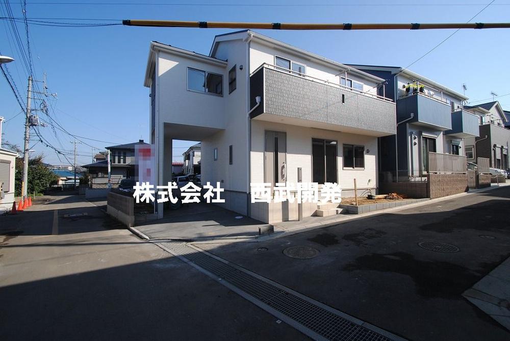 Local appearance photo. 1 Building site (November 2013) Shooting