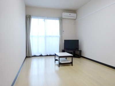 Other room space. Interior photo