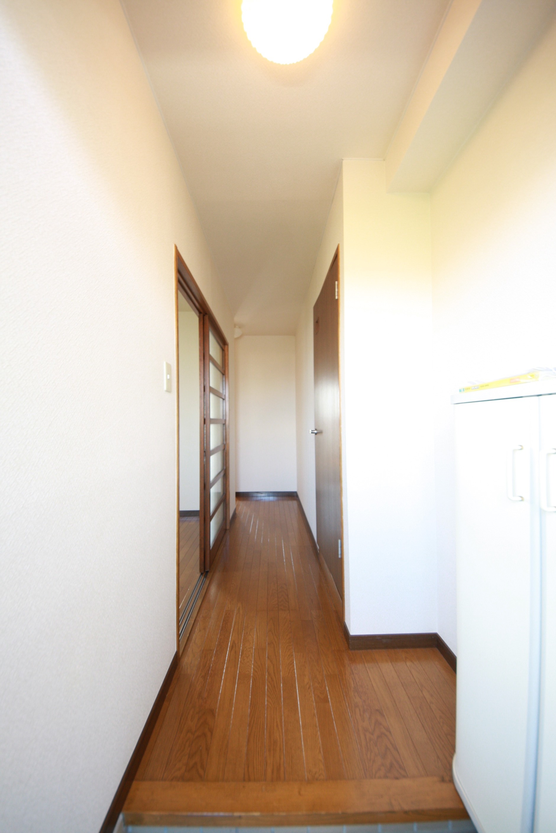 Entrance.  ※ It is a photograph of the other room number because it is in renovation