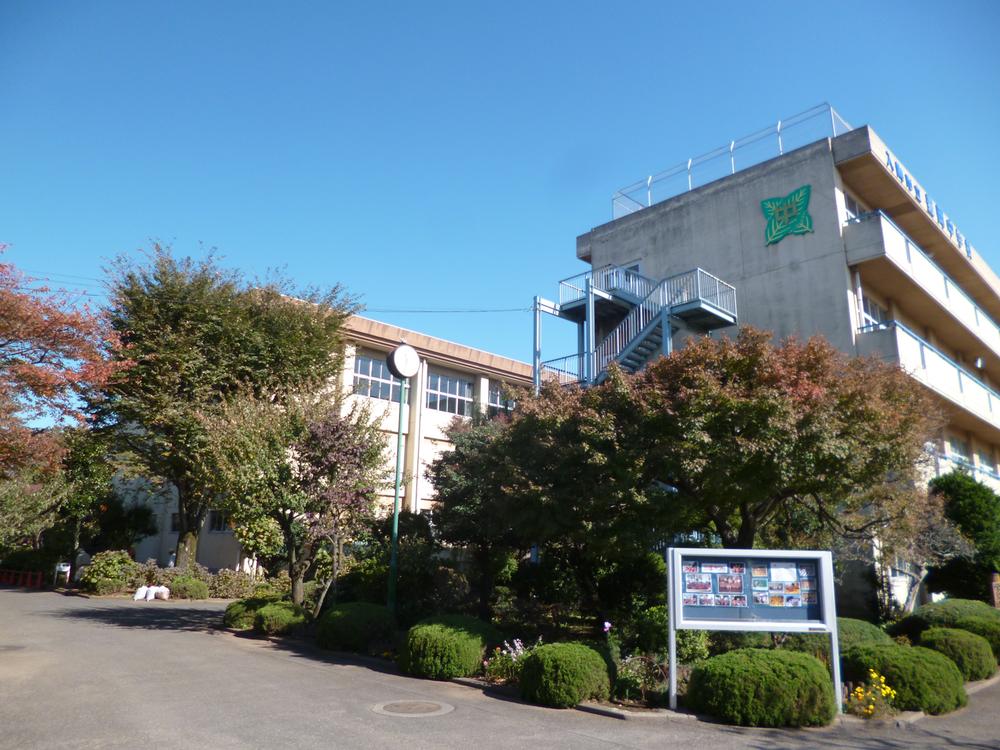 Junior high school. Iruma Municipal Toyooka until junior high school 1100m