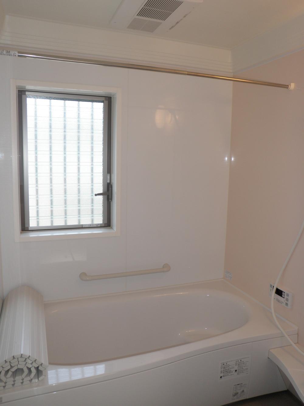 Bathroom. Indoor (July 2012) shooting