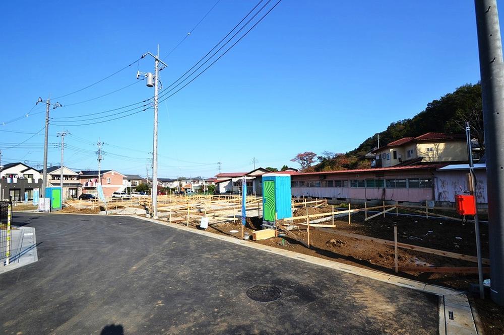 Local appearance photo. Local (11 May 2013) Shooting