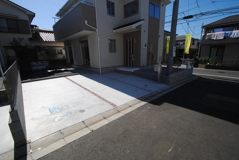 Parking lot. Local (September 2013) Shooting