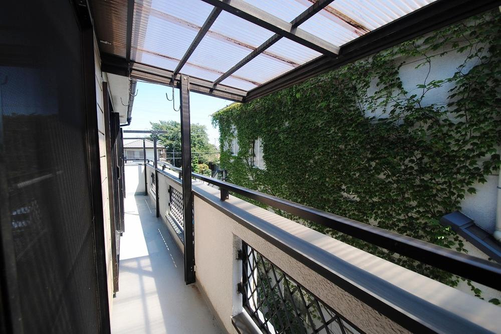 Balcony. Local (August 2013) Shooting