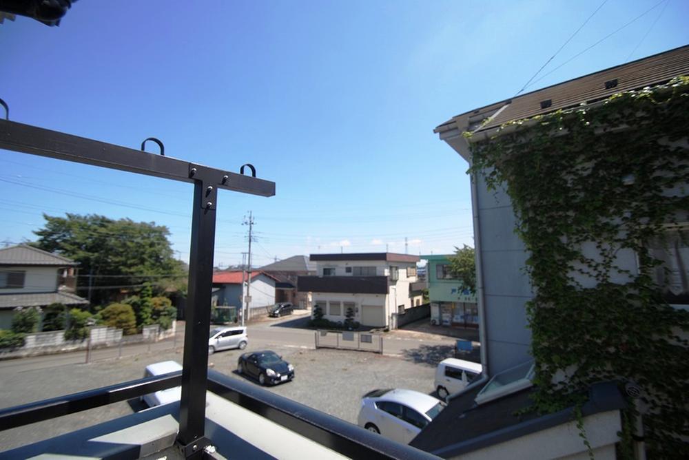 View photos from the dwelling unit. View from the site (August 2013) Shooting