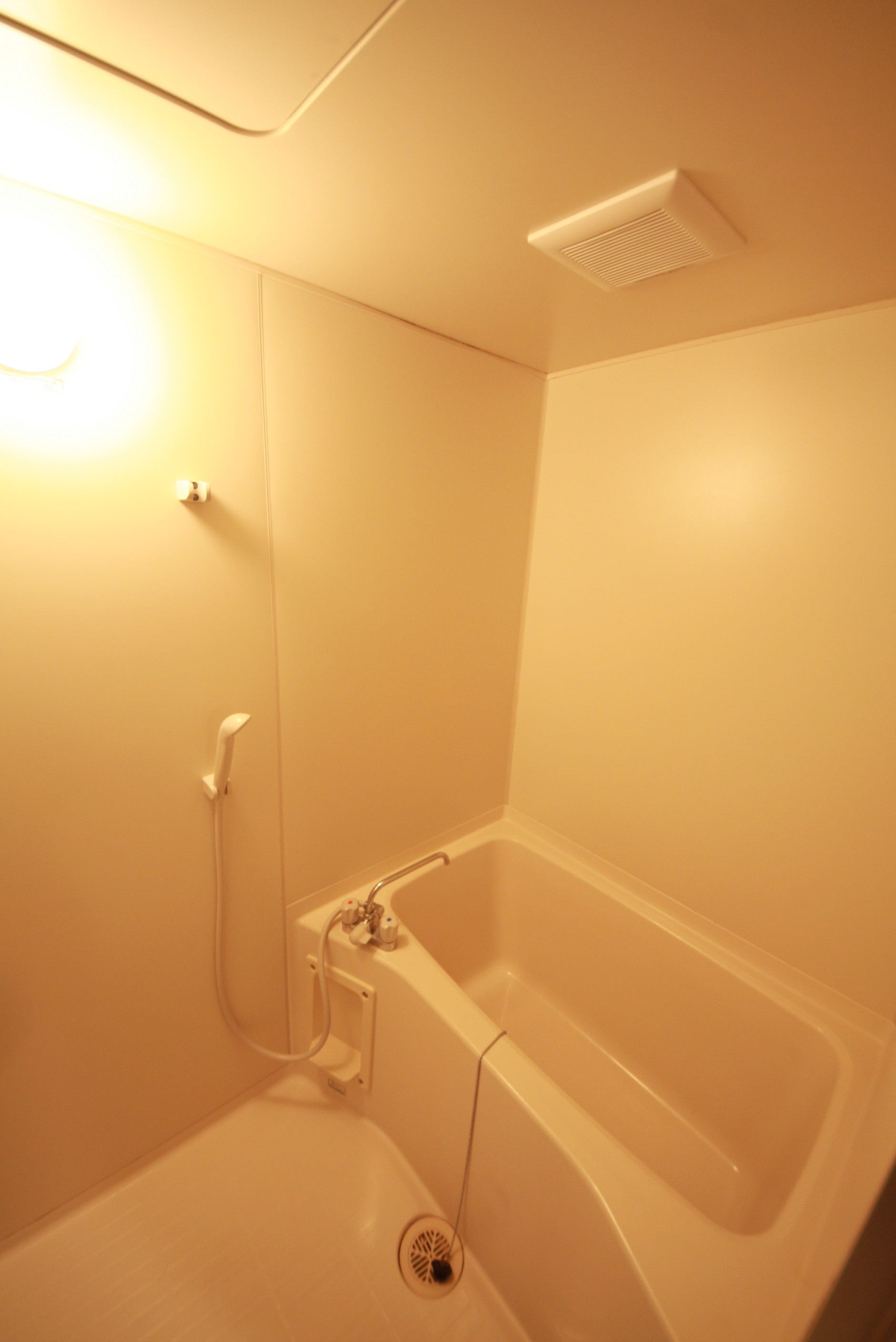 Bath. It is a photograph of the room on the same floor plan.