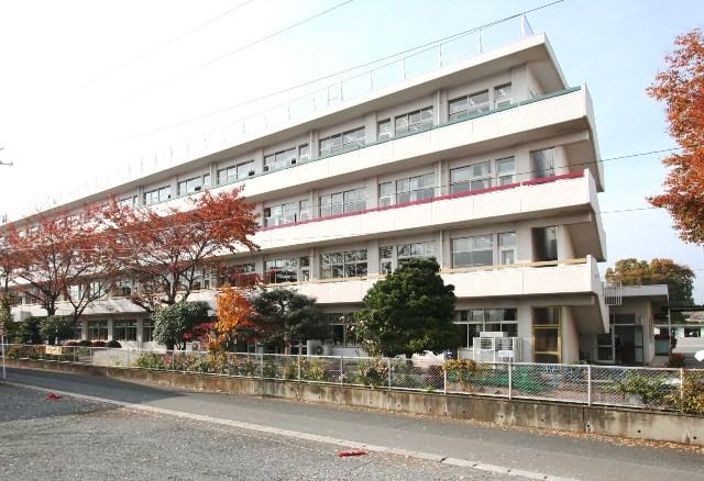 Primary school. Iruma 621m to stand Fujisawa North Elementary School