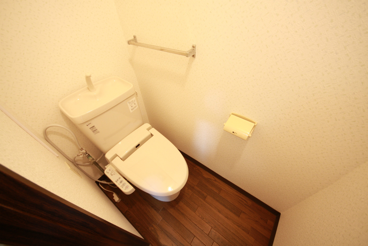 Toilet.  ※ It is a photograph of another in Room
