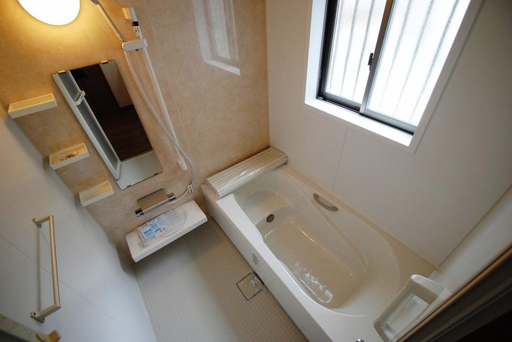 Same specifications photo (bathroom)