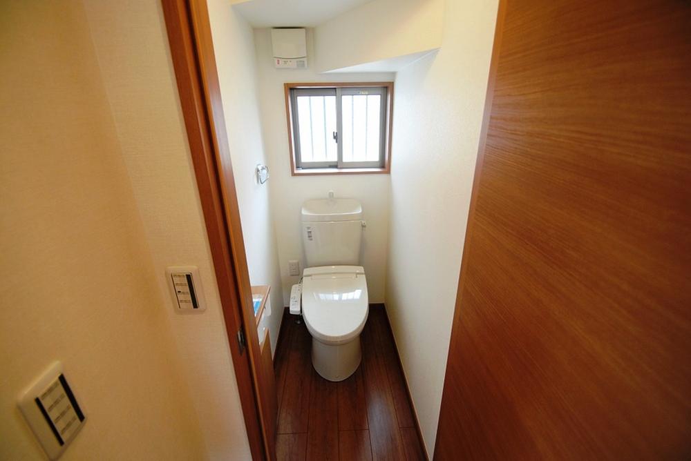 Same specifications photos (Other introspection)