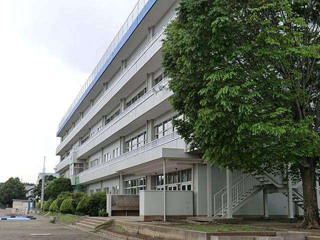 Junior high school. Mukaihara 1600m until junior high school