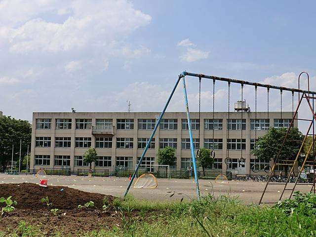 Primary school. Iruma 801m to stand Fujisawa Minami Elementary School