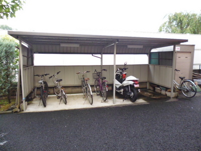 Other common areas. Bicycle Covered