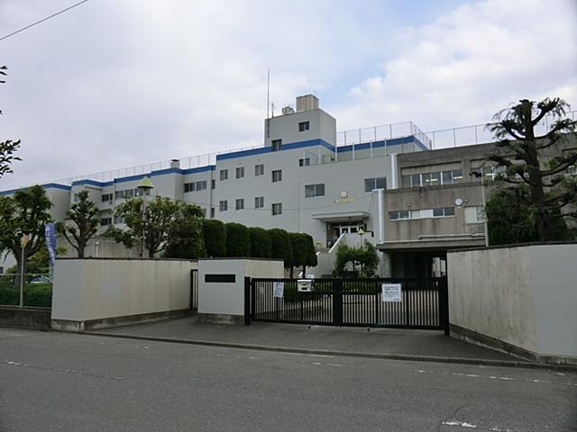 Junior high school. Iruma Municipal Mukaihara until junior high school 355m