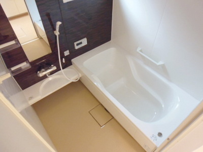 Bath. Comfortable Hitotsubo bath