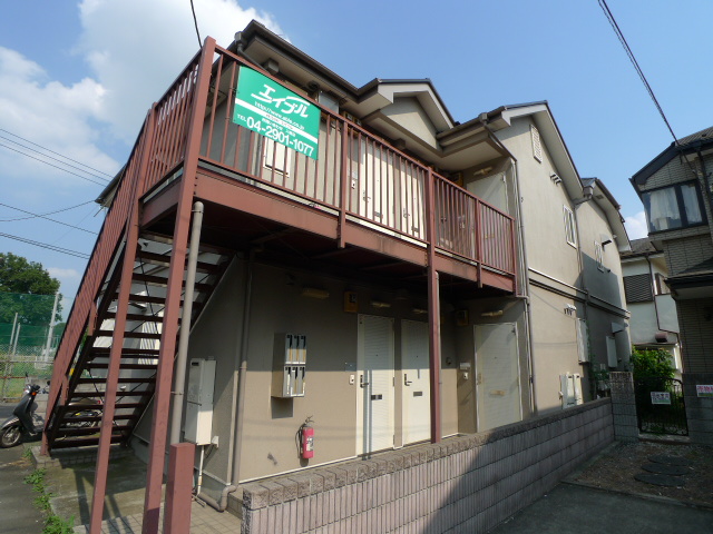 Building appearance. Stairs