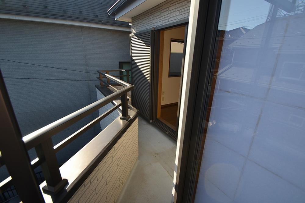 Balcony. Local (10 May 2013) Shooting