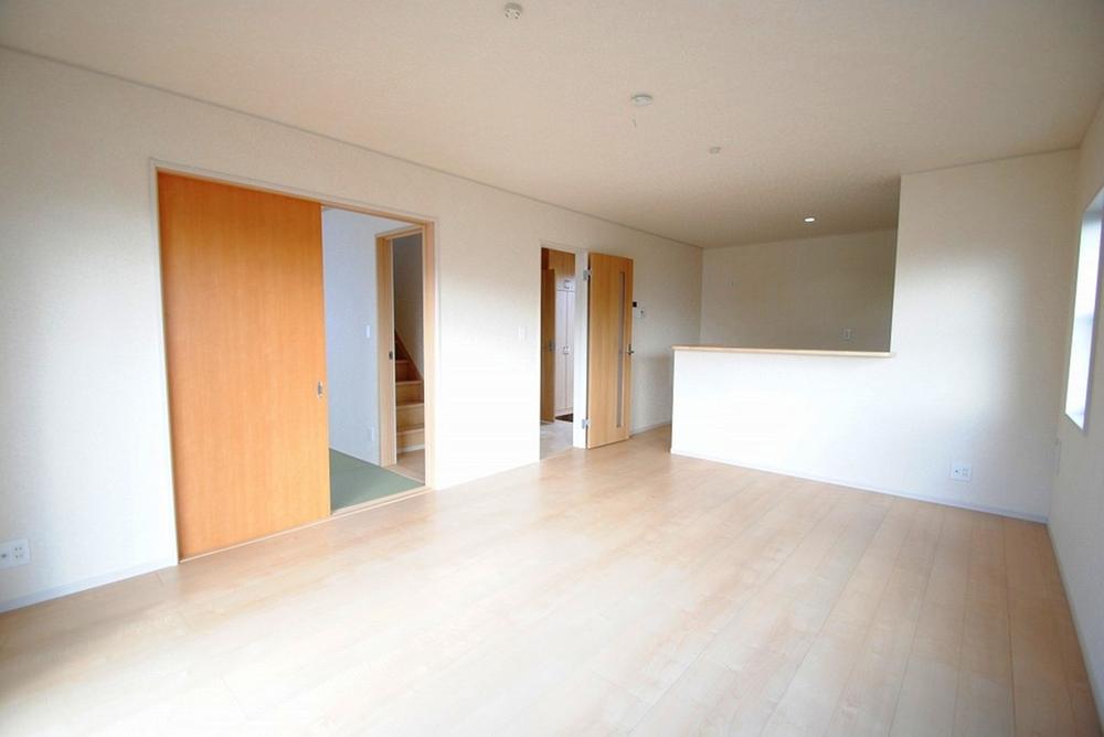 Living. 2 Building site (December 2013) Shooting