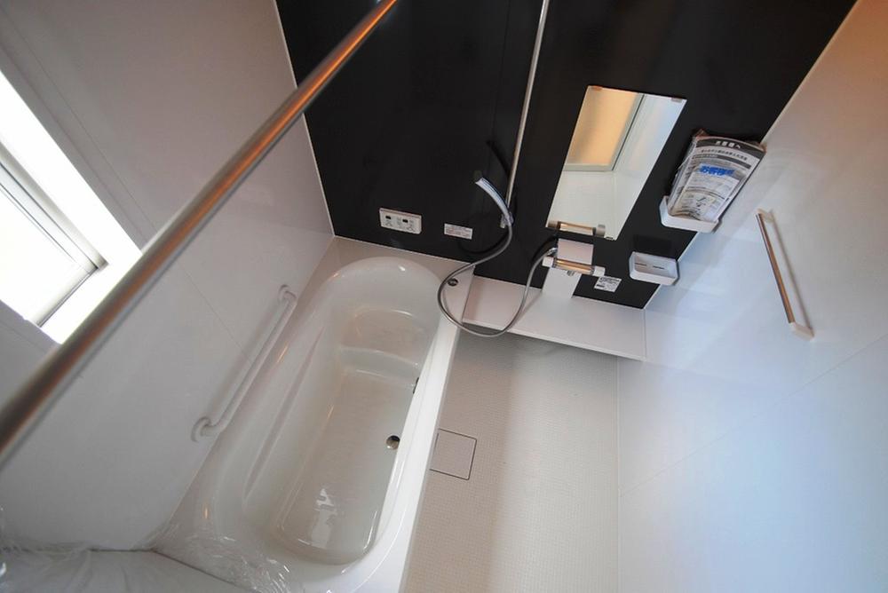 Bathroom. Building 2 room (December 2013) Shooting