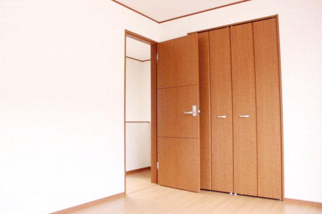 Receipt. Local (11 May 2013) Shooting