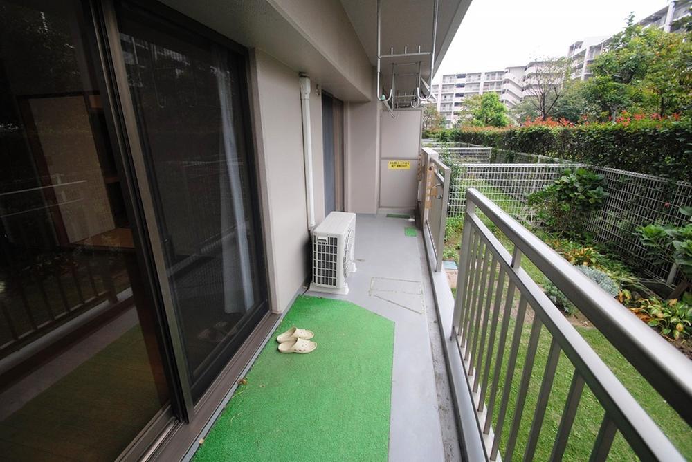 Balcony. Local (10 May 2013) Shooting