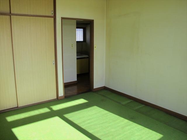 Non-living room