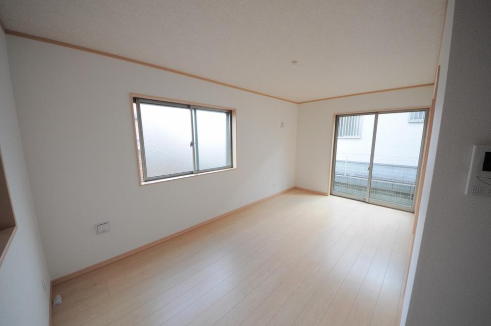 Living. Indoor (11 May 2013) Shooting