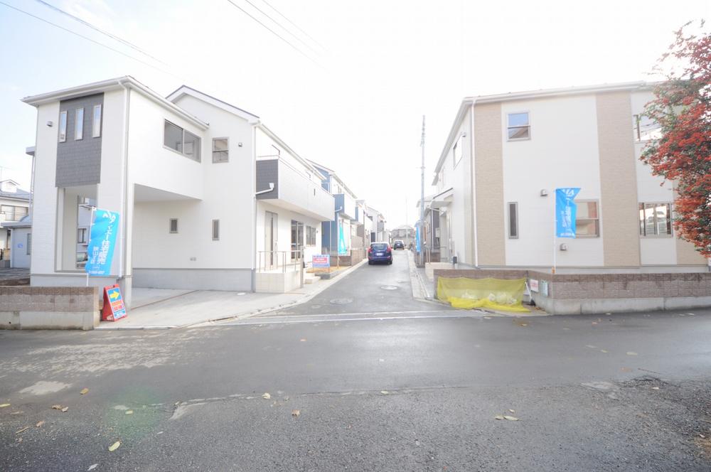 Local appearance photo. Local (11 May 2013) Shooting