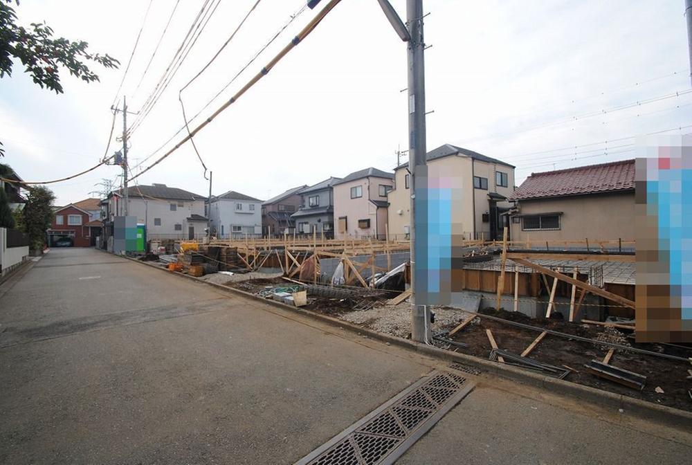 Local appearance photo. Local (11 May 2013) Shooting