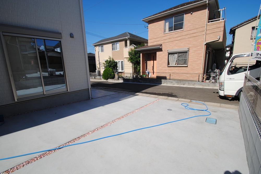 Parking lot. Local (September 2013) Shooting