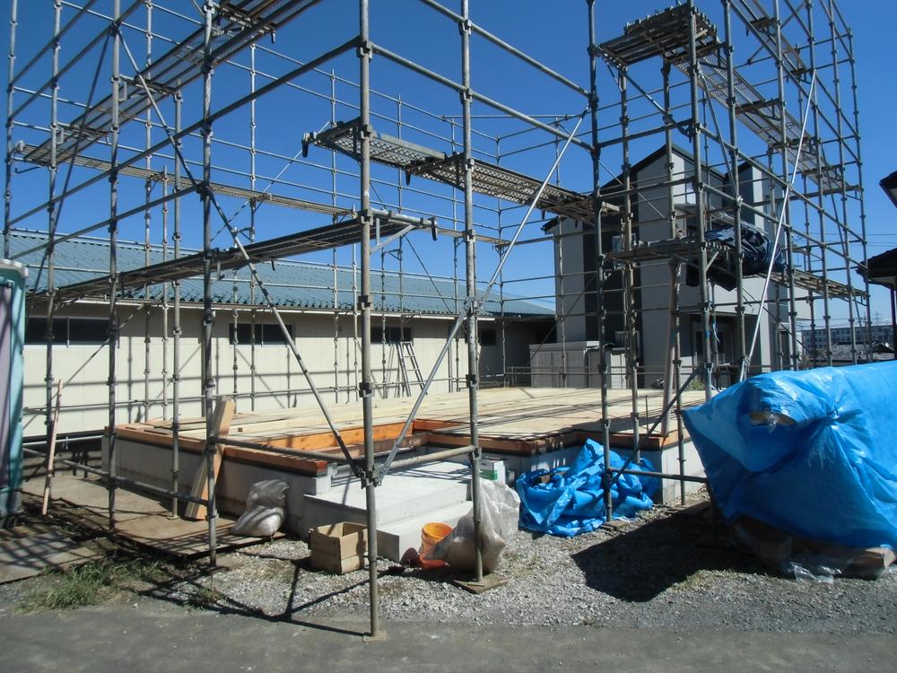 Local appearance photo. Local (10 May 2013) Shooting