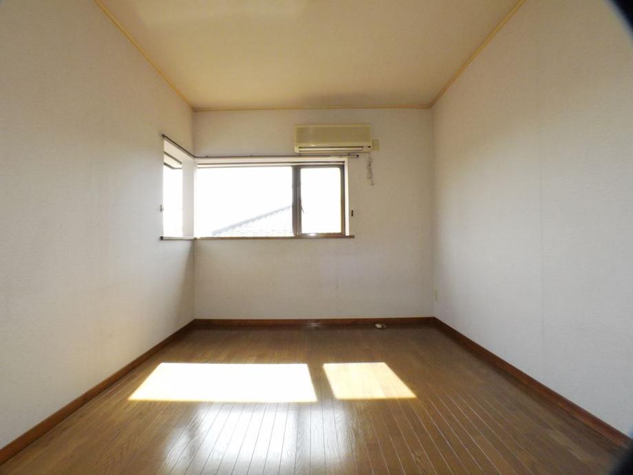 Non-living room