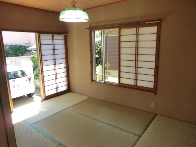 Living and room