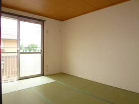 Living and room. Japanese-style room (Yoshikusa specification)