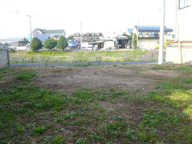 Local land photo. I am happy vacant lot