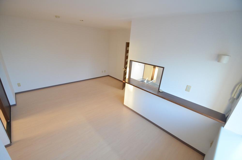 Living. Local (12 May 2013) Shooting