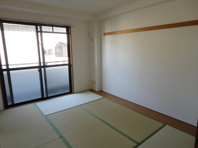 Living and room.  ☆ Japanese-style room 6.4 quires ☆ 
