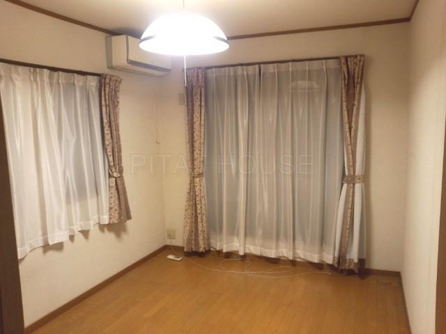 Non-living room.  ◆ 2 Kaiyaku 6 Pledge of Western-style. Light enters a lot in a room with two faces lighting.