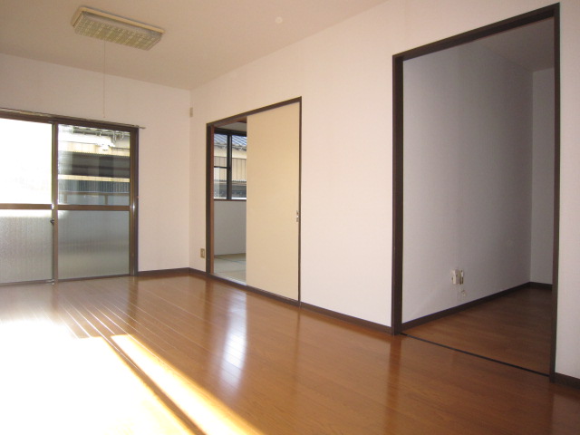Living and room
