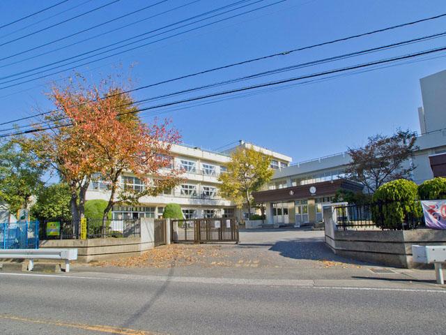 Primary school. Kasukabe Municipal Toyono to elementary school 1604m