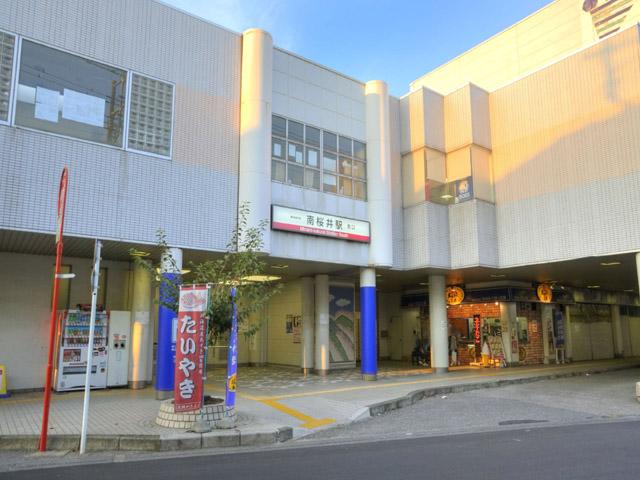 station. 1280m to the south Sakurai Station