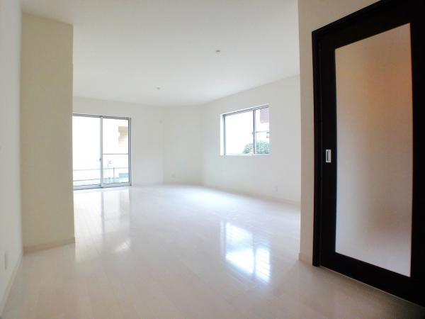 Living. 20.2 Pledge of spacious LDK! Likely to increase the time of family reunion! 