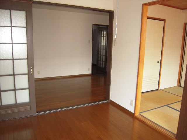 Living and room