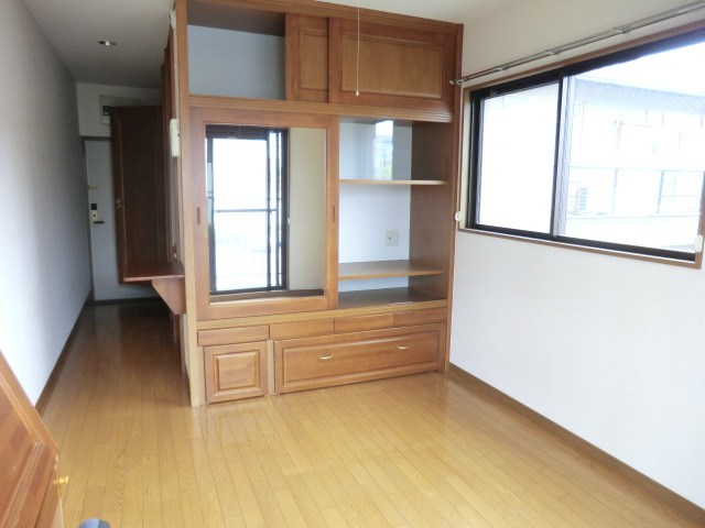 Living and room
