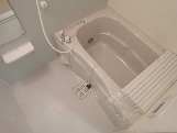 Bath. Functional bath with reheating