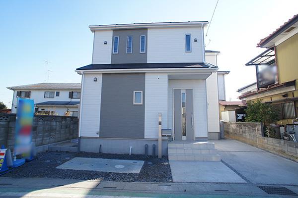 Local photos, including front road