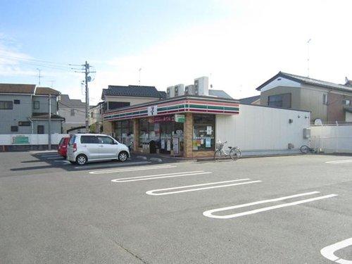 Convenience store. 375m to Seven-Eleven Showa Nishikananoi shop