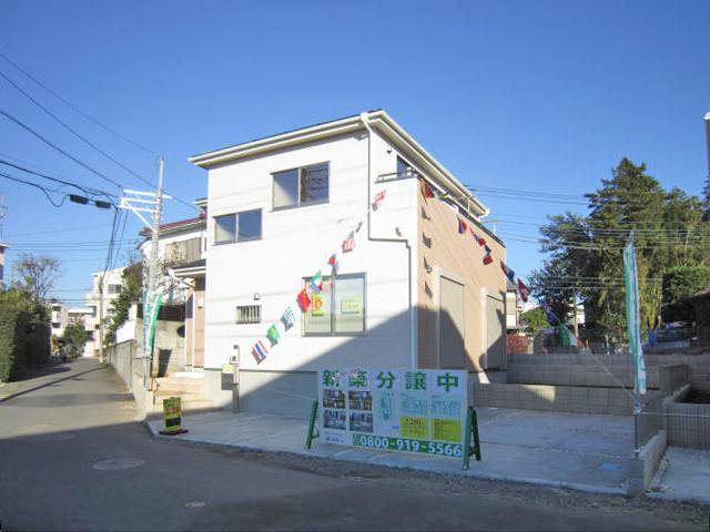 Local appearance photo. Local (11 May 2013) Shooting 1 Building