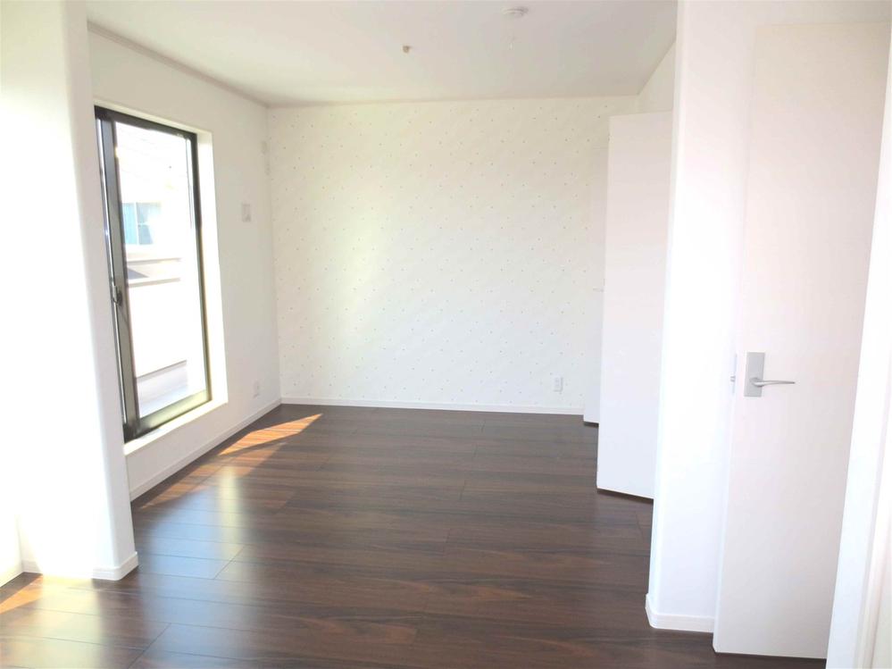 Non-living room. Storage enhancement! It can be varied in 2 rooms. 